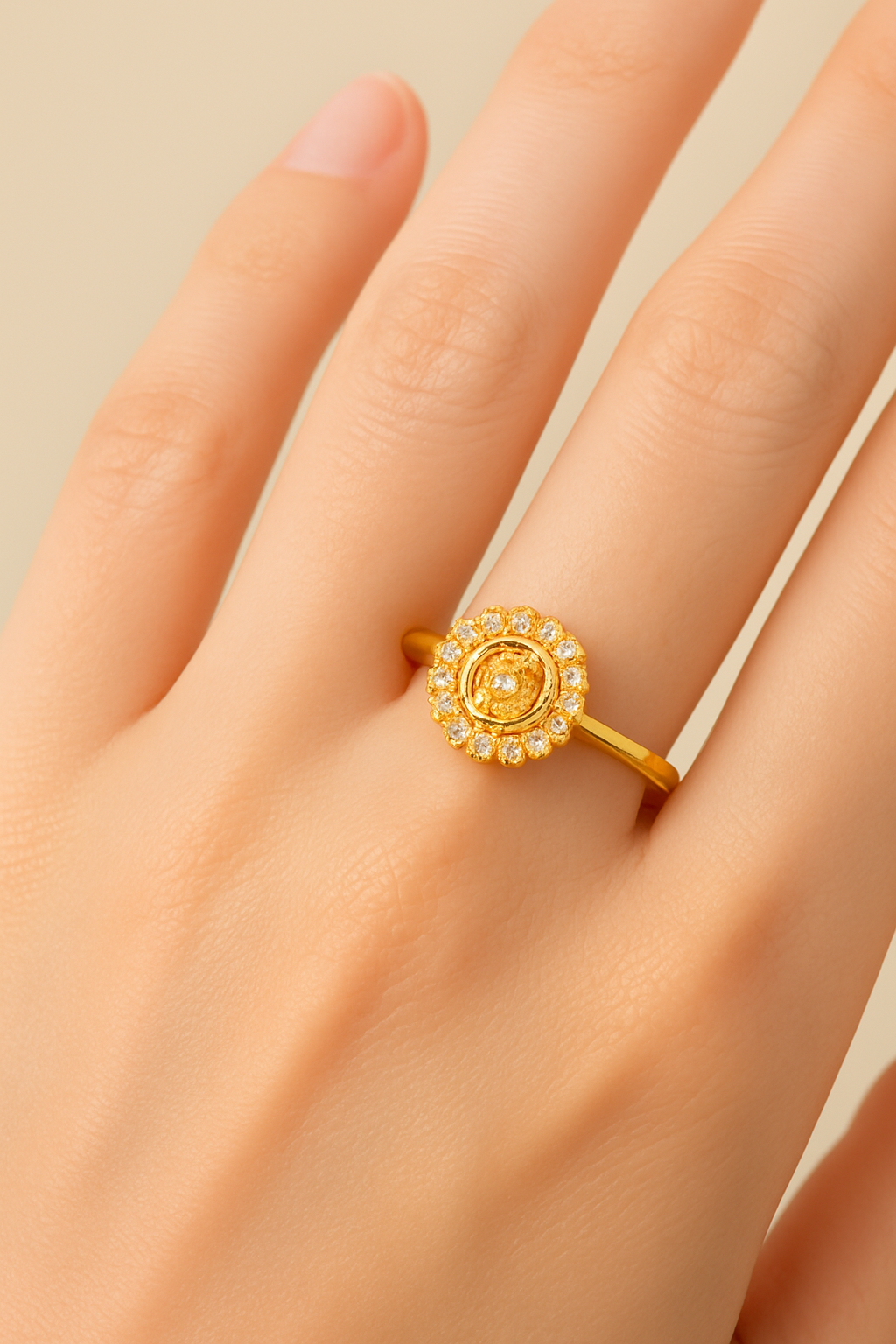 Elegant Gold Halo Ring with Sparkling CZ Diamonds – Perfect Gift for Women